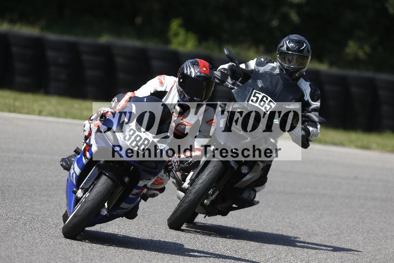/45 10.08.2025 Plüss Moto Sport ADR/Freies Fahren/888